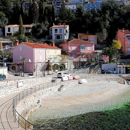 Apartment Layla - Intermezzo With Sea View In Center Of Rabac Exterior photo