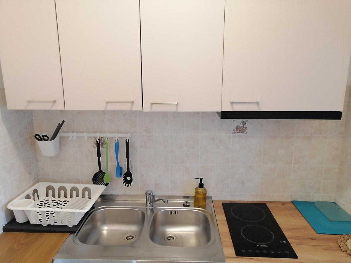 Apartment Layla - Intermezzo With Sea View In Center Of Rabac Exterior photo