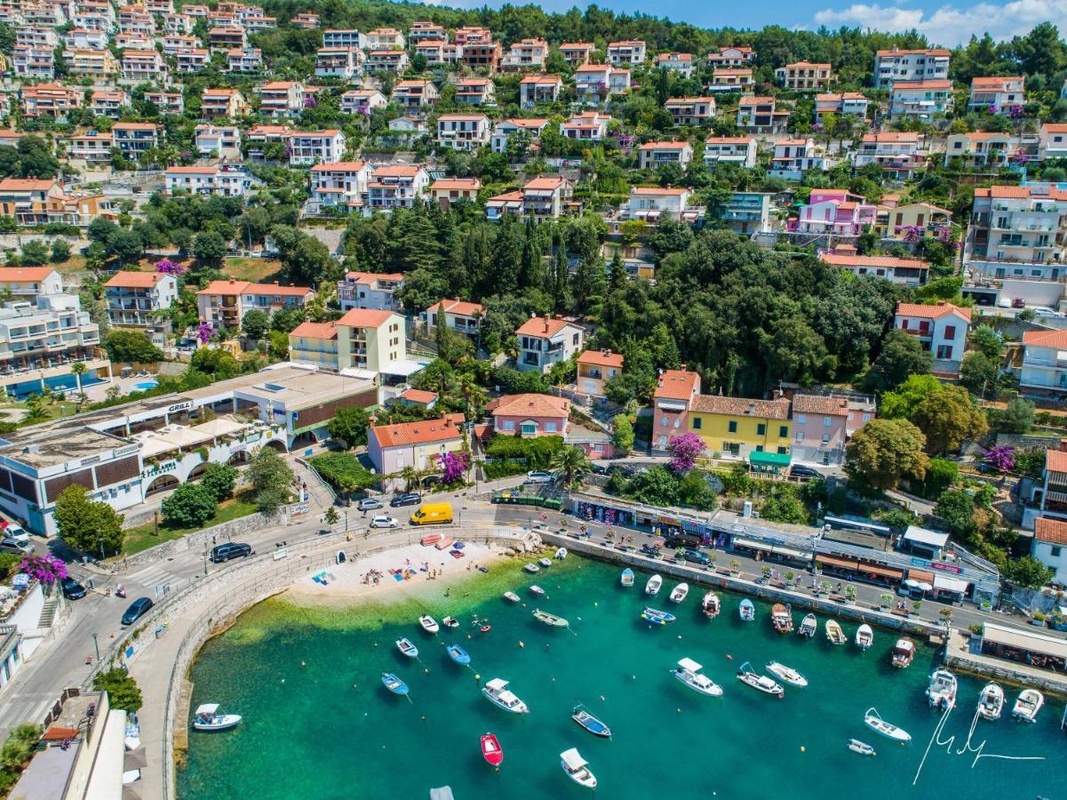 Apartment Layla - Intermezzo With Sea View In Center Of Rabac Exterior photo